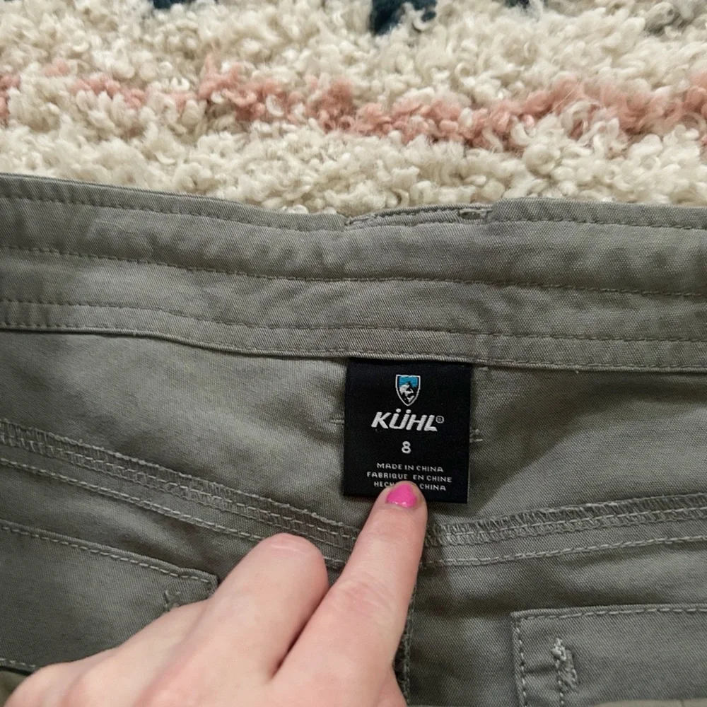 Kuhl knee length gray‎ shorts 8